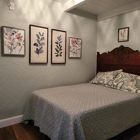 Smart Solution - Individual Private Bed-Pods In Gorgeous Shared Space - Women Only Dorm In Room 5 - Coed House - Full-Sized Mattresses In Individual Pods - With Built-In Private Storage - Gorgeous Shared Room - Affordable Luxury - Sparrow House Phoenix Zewnętrze zdjęcie