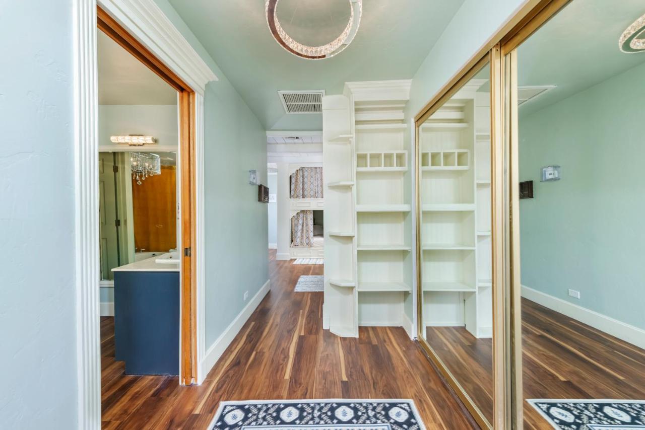 Smart Solution - Individual Private Bed-Pods In Gorgeous Shared Space - Women Only Dorm In Room 5 - Coed House - Full-Sized Mattresses In Individual Pods - With Built-In Private Storage - Gorgeous Shared Room - Affordable Luxury - Sparrow House Phoenix Zewnętrze zdjęcie